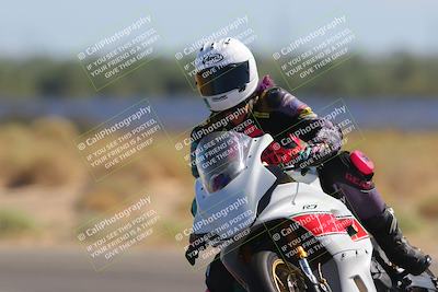 media/Oct-01-2023-SoCal Trackdays (Sun) [[4c570cc352]]/Turn 16 (120pm)/